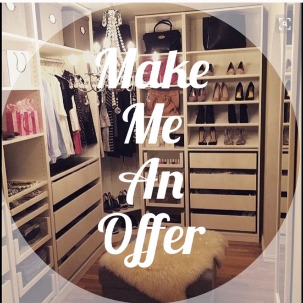 Make me an offer 🛍🛒🎁🎁🛍🛍